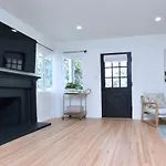 Beautiful Designer 4 Bed Near Universal Sleeps 10 Jacuzzi