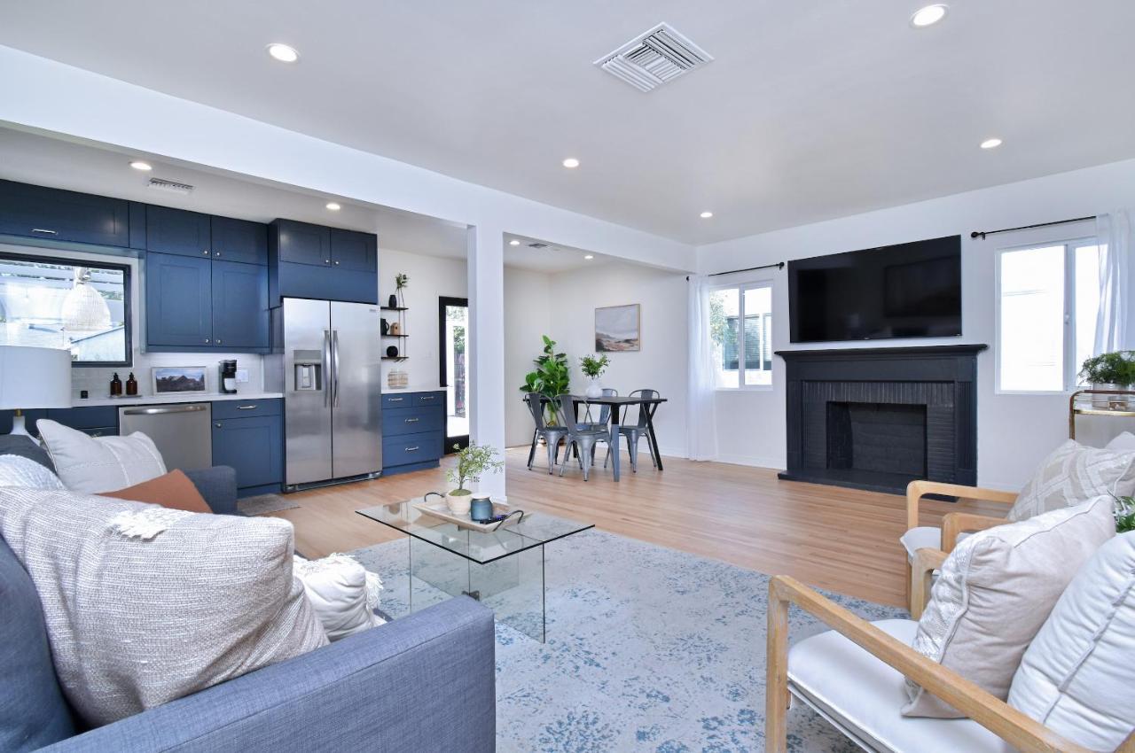 Beautiful Designer 4 Bed Near Universal Sleeps 10 Jacuzzi
