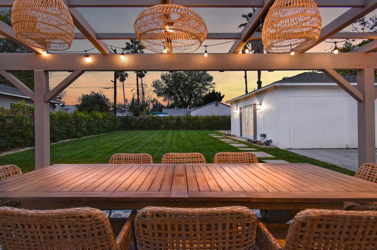 Beautiful Designer 4 Bed Near Universal Sleeps 10 Jacuzzi *